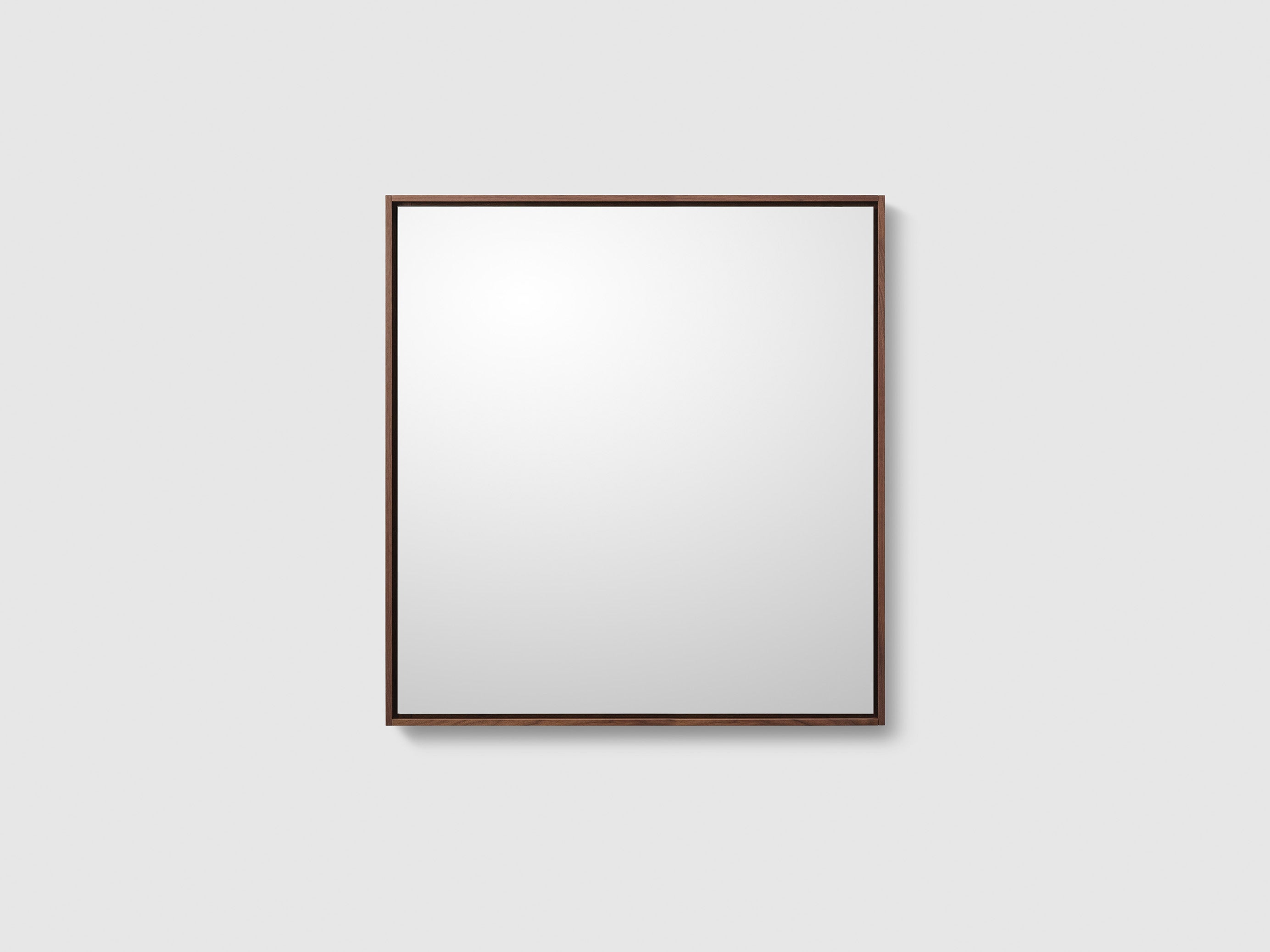 M7/80x85 - Walnut Wood